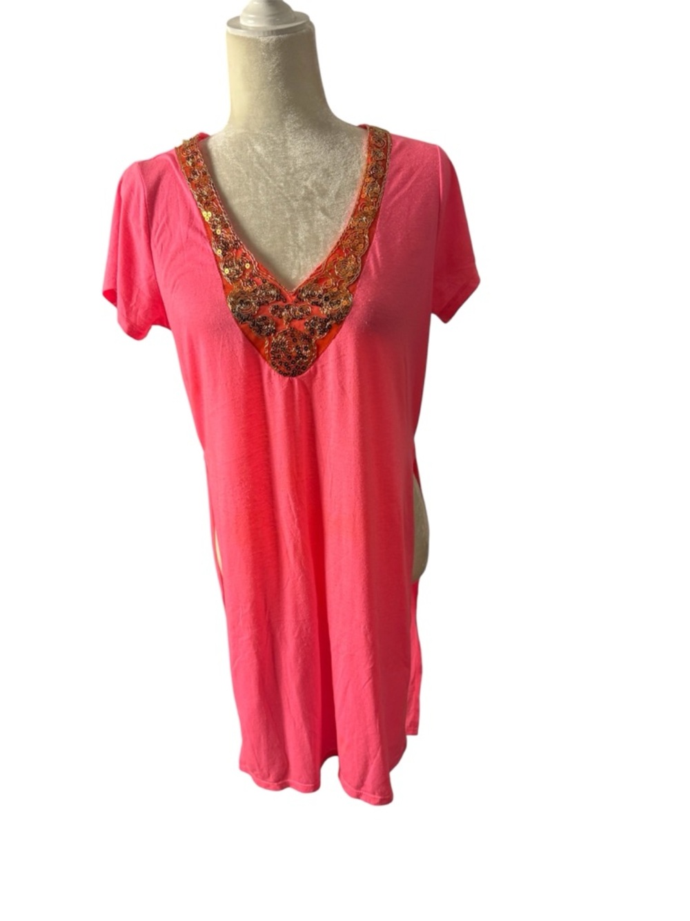 VTG Embellished adorned V-Neck Pink Tunic Silhouette with Sequin Trim boho chic